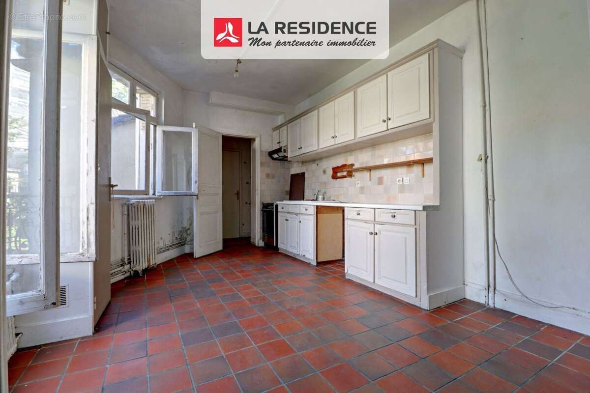 Maison 135 m² à Saint-Germain-En-Laye  - photo 5