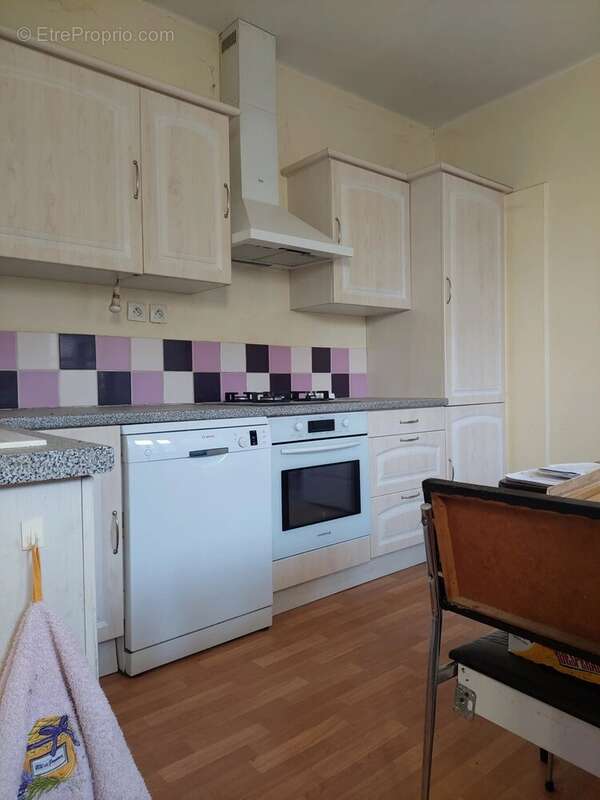 Commerce à DAUMAZAN-SUR-ARIZE