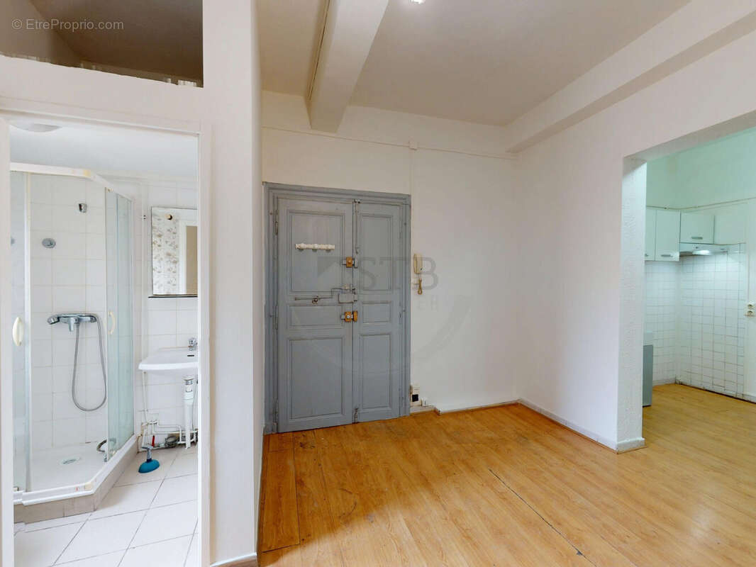 Appartement 26 m² à Montelimar  - photo 4