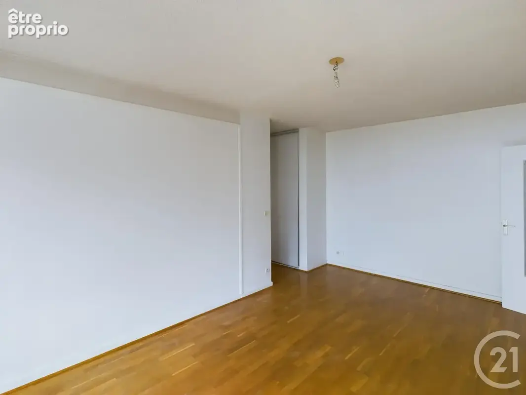 Appartement 3 pièces 61 m² à vendre à Rambouillet (78120) - photo 2