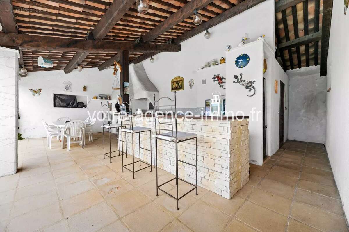 Maison 4 pièces + piscine et garage - Peille - photo 4
