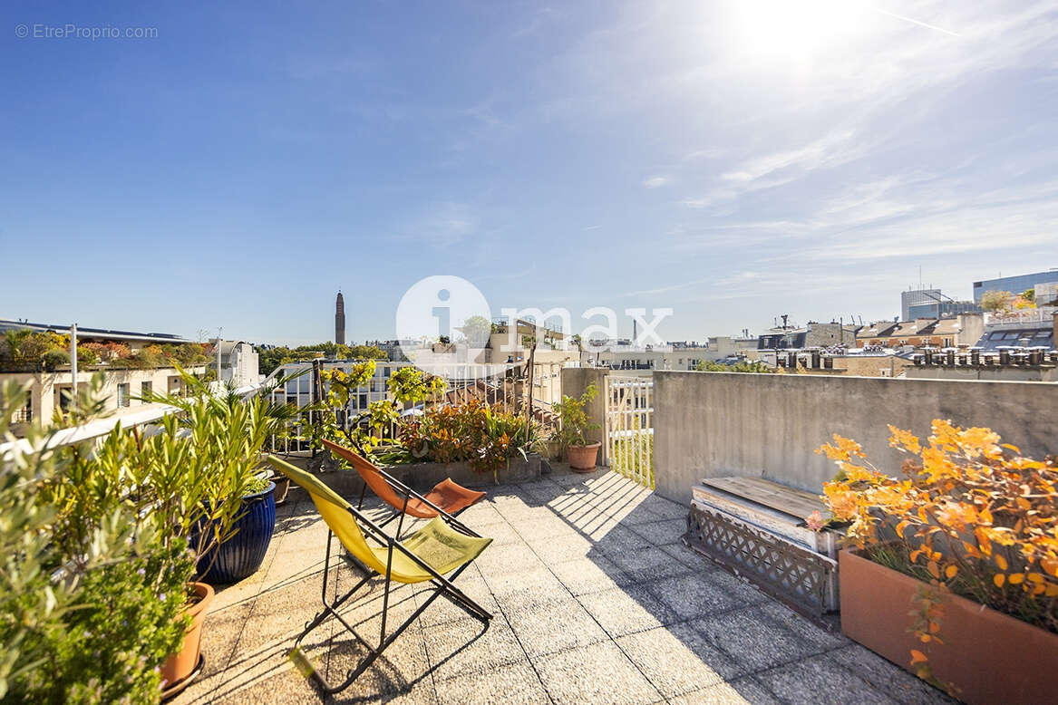 Appartement à LEVALLOIS-PERRET