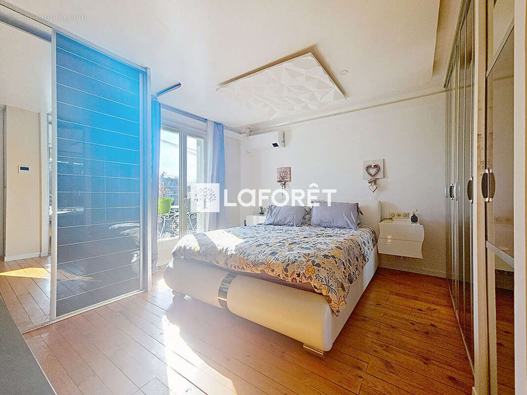 Maison à SARTROUVILLE