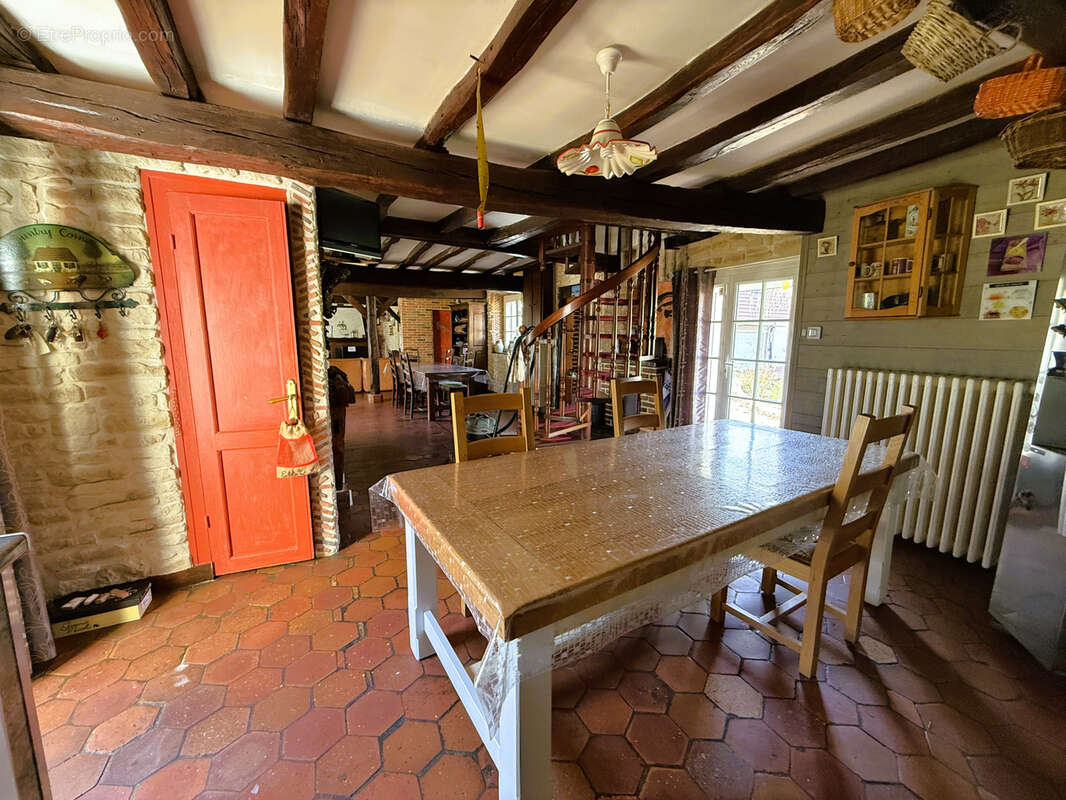 Maison à ERMENONVILLE-LA-GRANDE