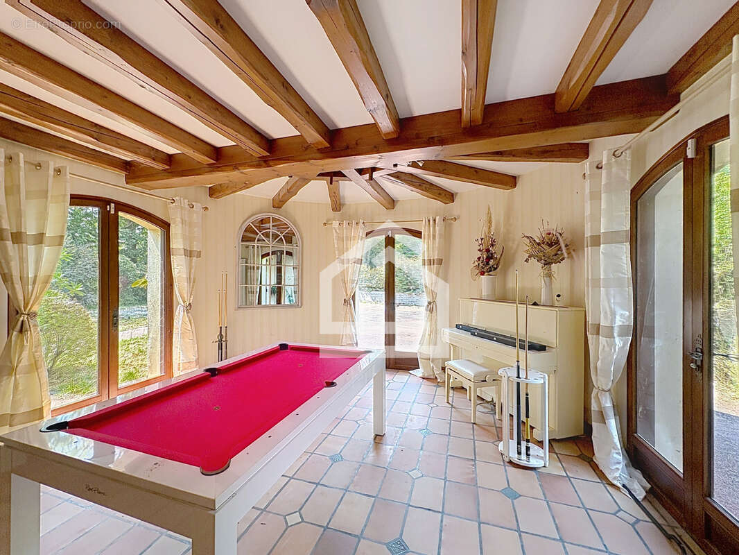 Maison à YVRAC