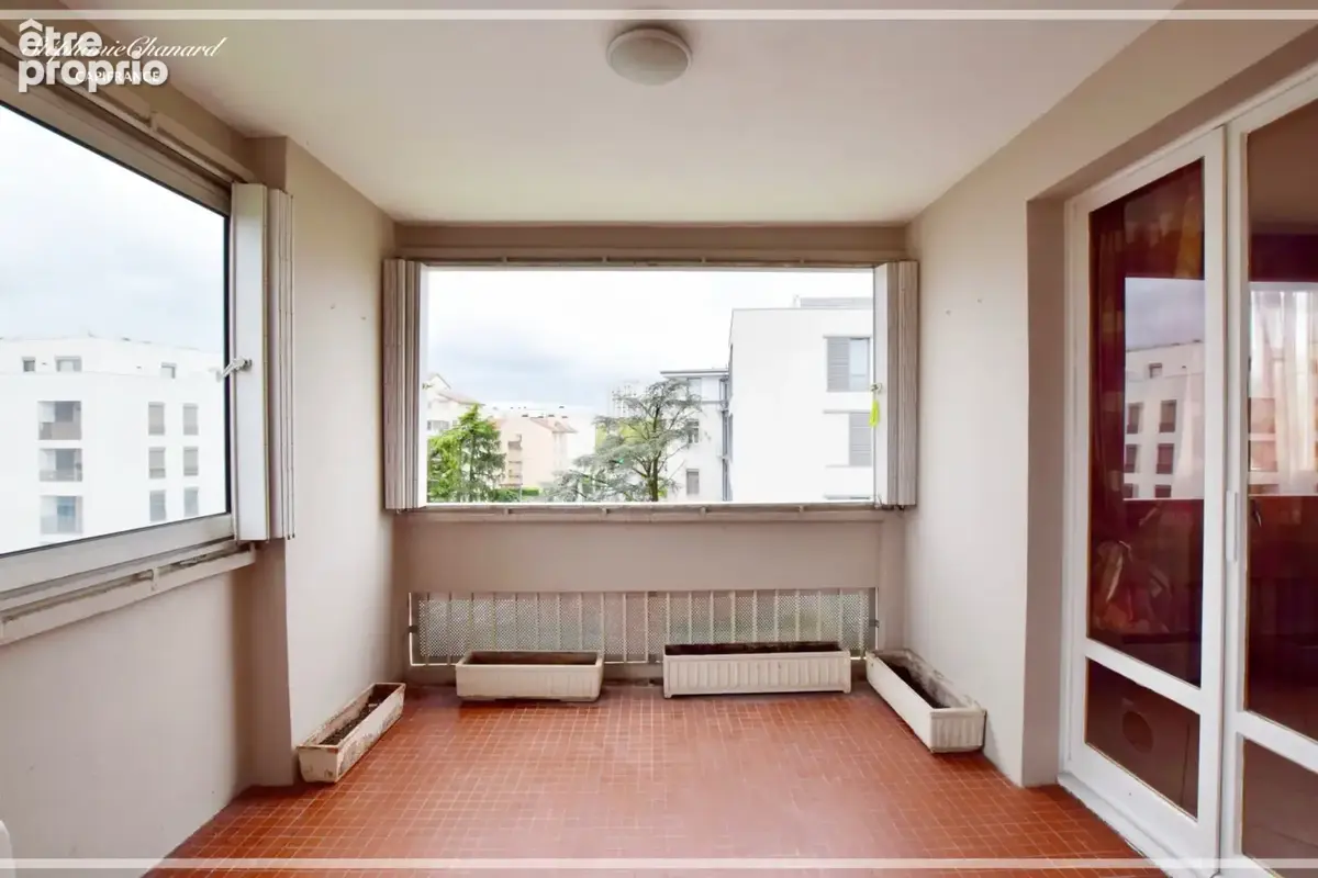 Appartement à LYON-8E
