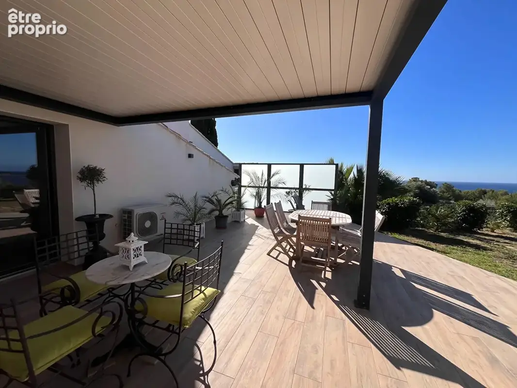 La Ciotat Quartier très recherché du Liouquet : Villa contemporaine avec vue mer panoramique - photo 7