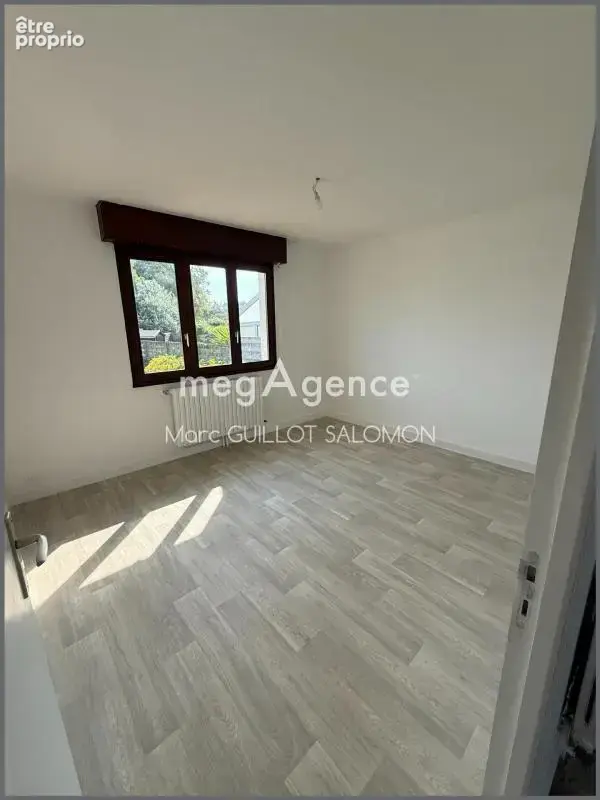 Maison 5 pièces 142 m2 - photo 7