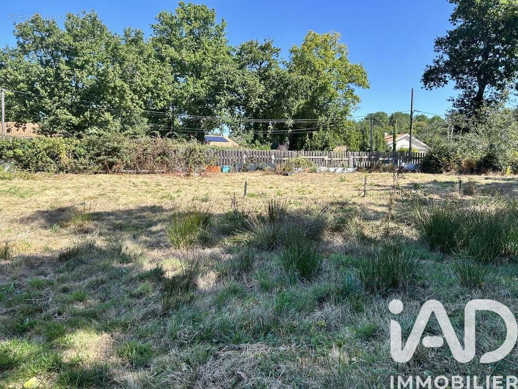 Photo 3 - Terrain à GRAYAN-ET-L'HOPITAL