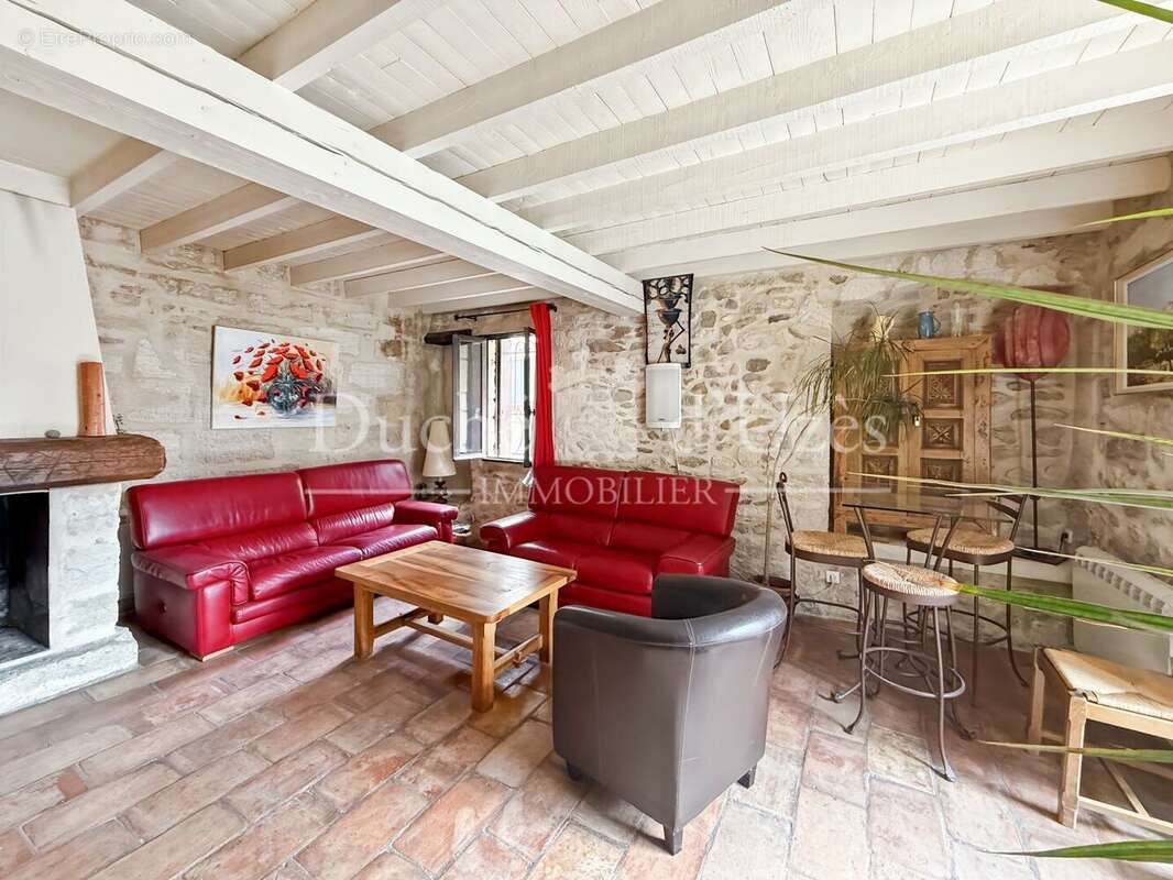 Photo 2 - Maison à ARAMON