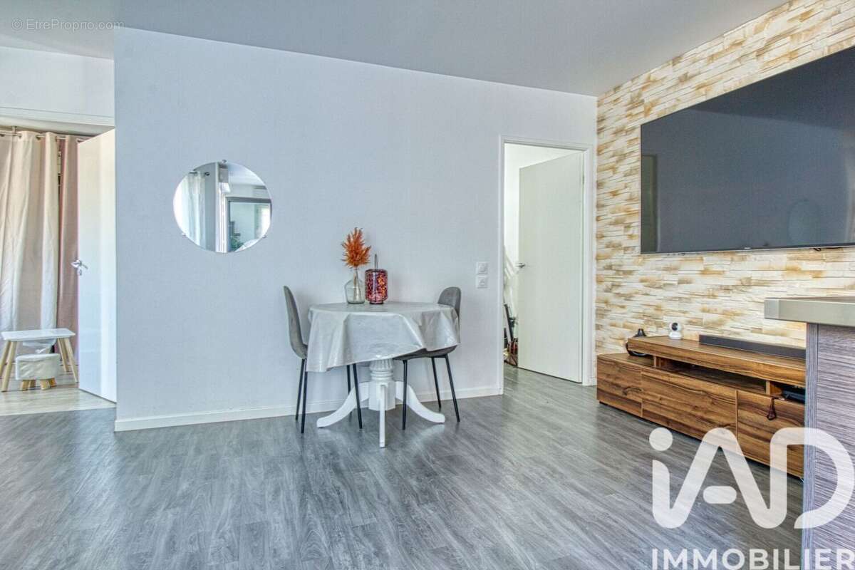 Photo 2 - Appartement à SARCELLES