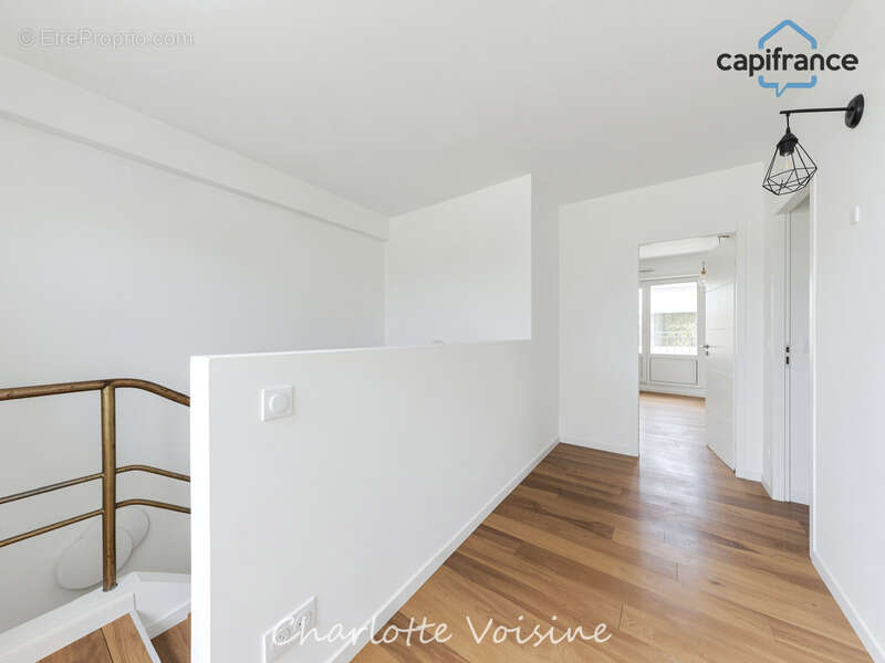Saint Victor - Duplex contemporain T4 habitation ou usage professionnel - photo 13