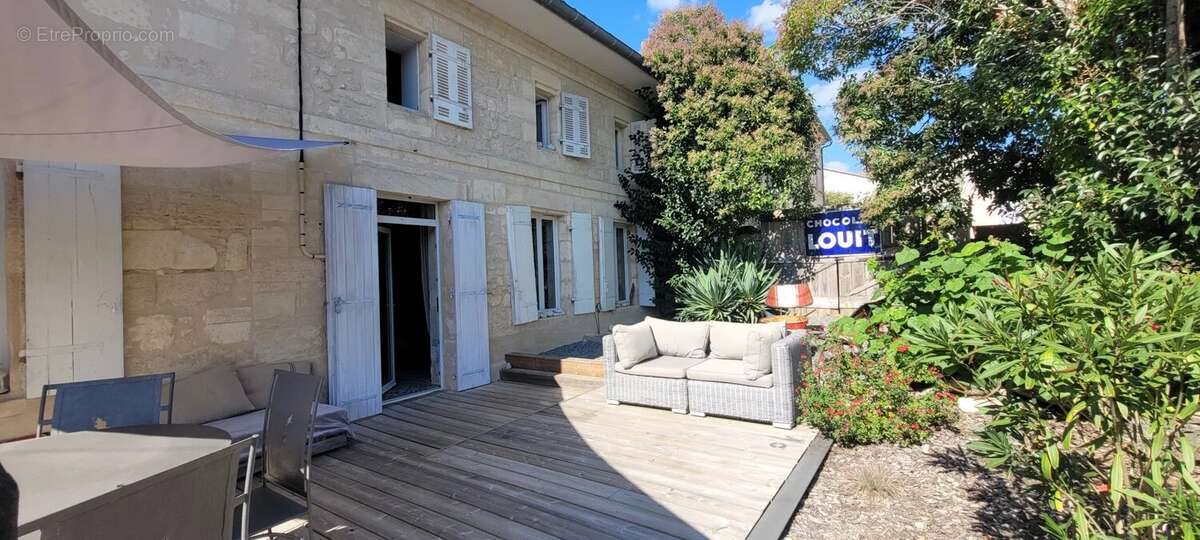 Maison à TAURIAC