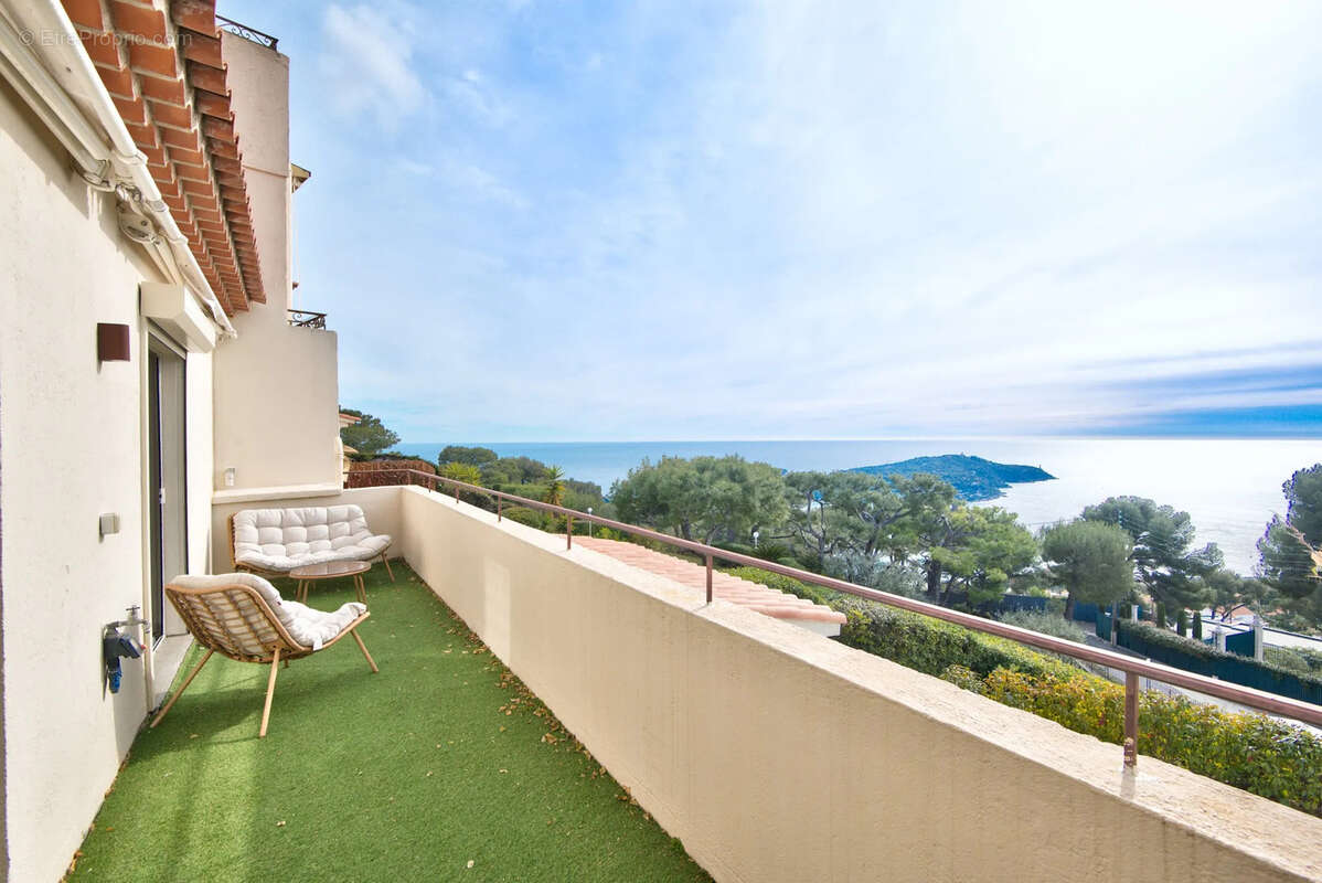 Appartement à VILLEFRANCHE-SUR-MER