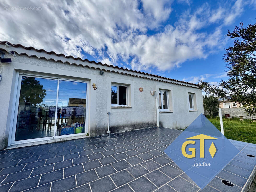 Maison à SAINT-PAUL-LES-FONTS