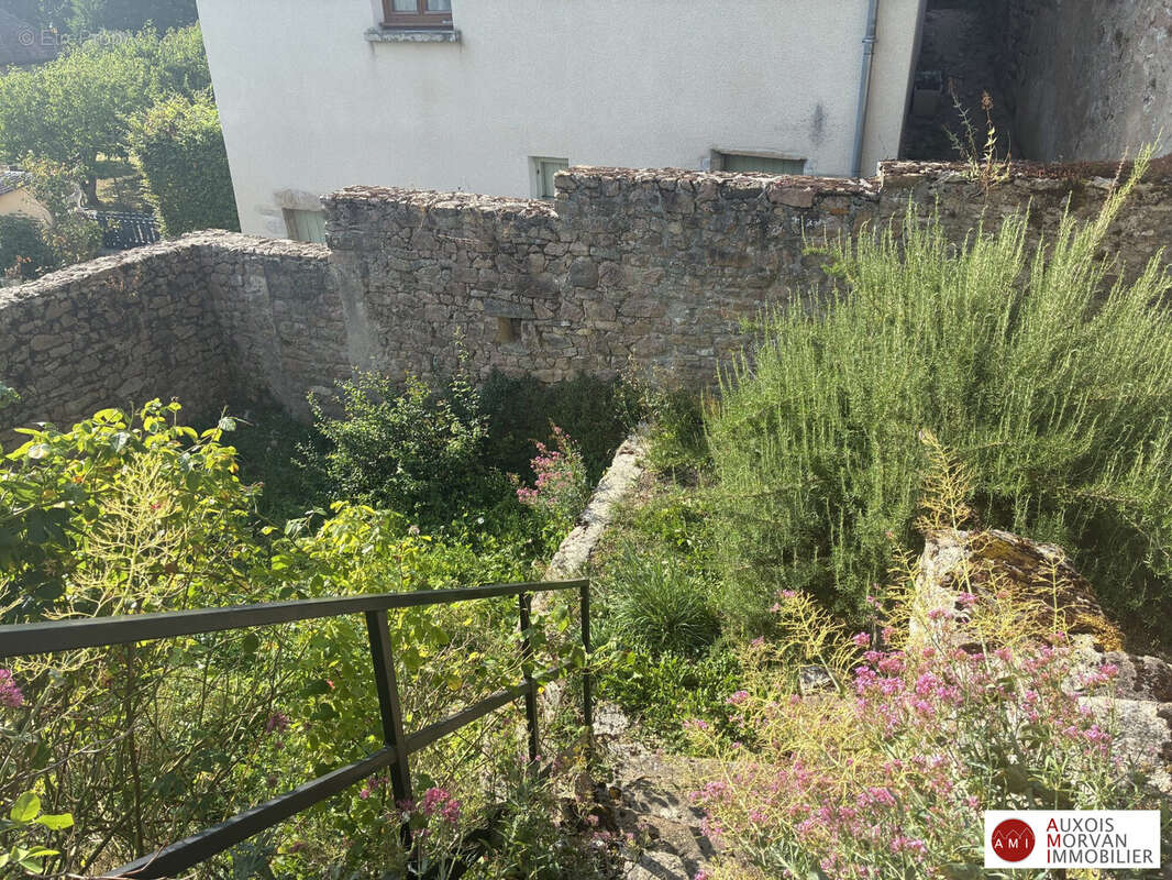 Maison 78 m² à Semur-En-Auxois  - photo 4