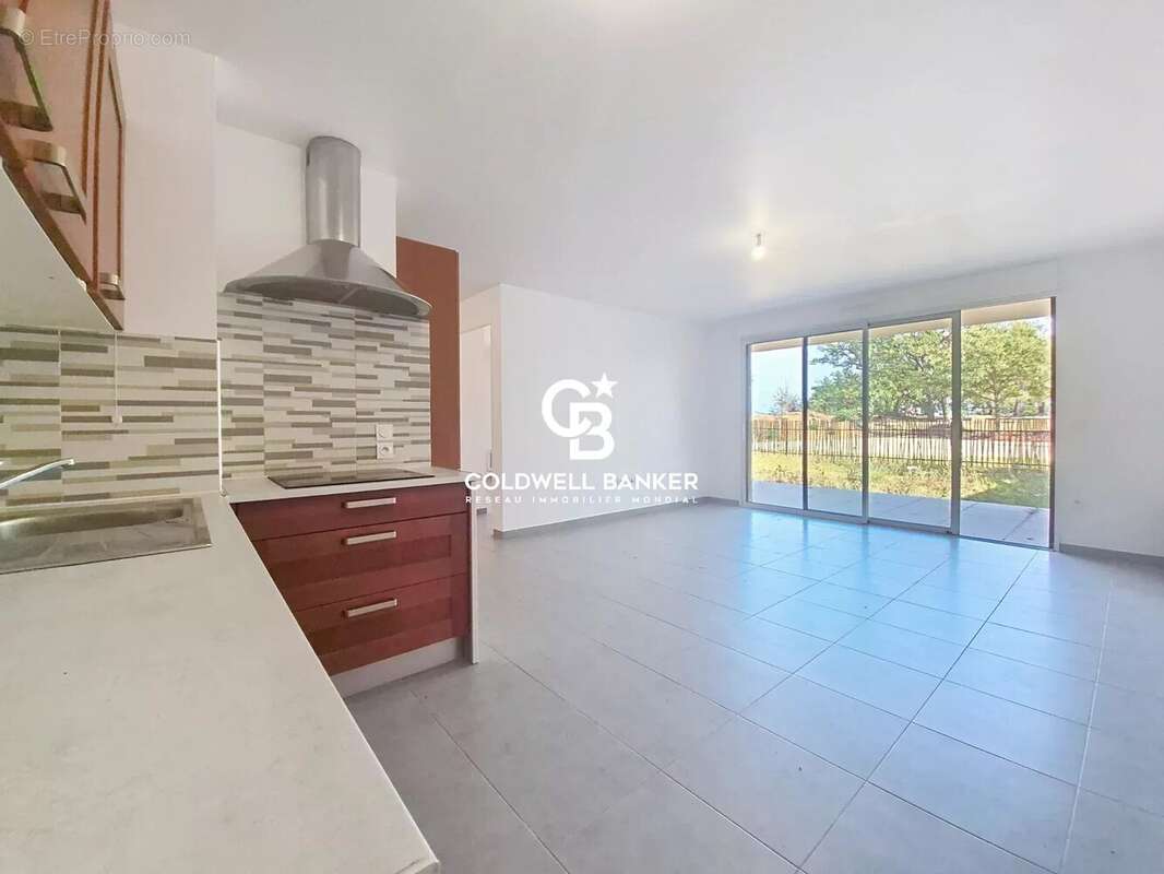 Appartement à FREJUS