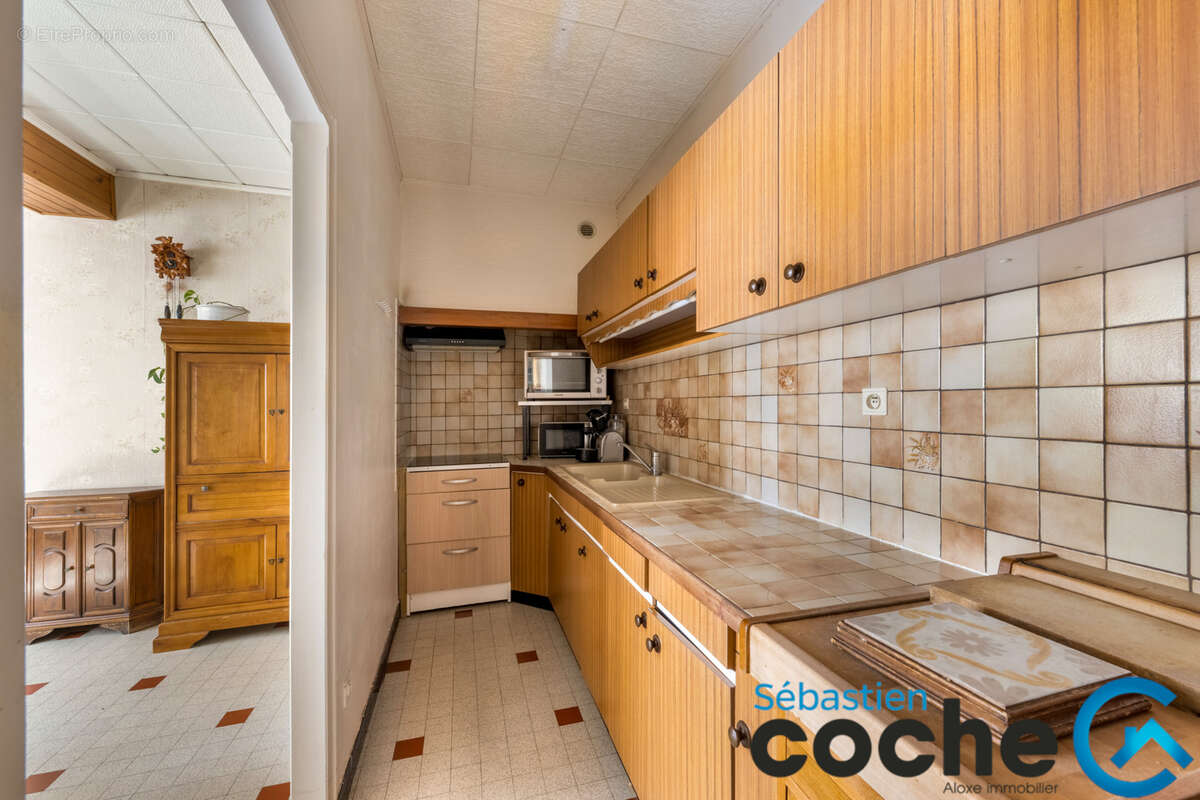 Maison à SAINT-BONNET-DE-MURE