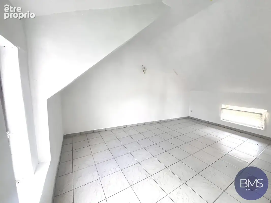 Maison 6 pièces 260 m² à vendre à Avelin (59710) - photo 4
