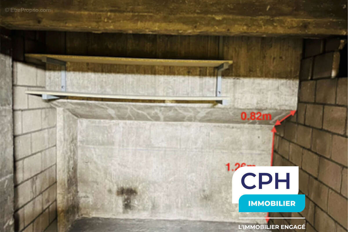 Parking à PARIS-12E