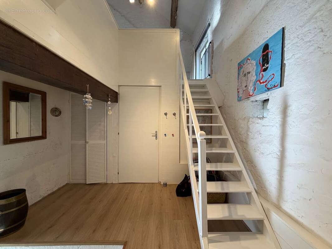 Maison à MONTIGNY-EN-MORVAN