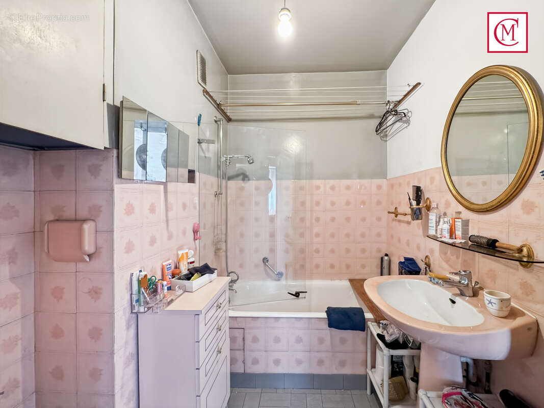 Appartement à MEYLAN