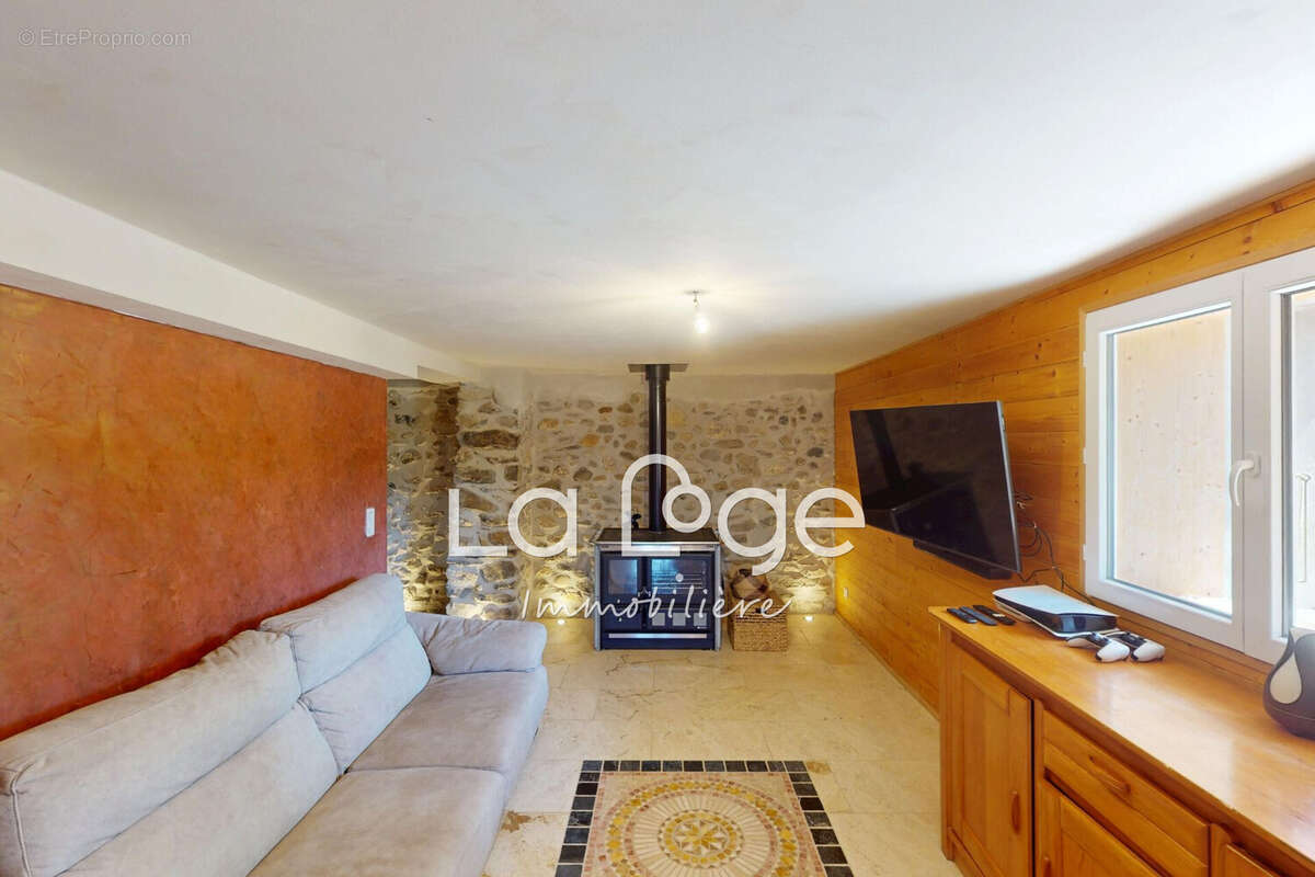 Maison 108 m² à Monetier-Allemont  - photo 6