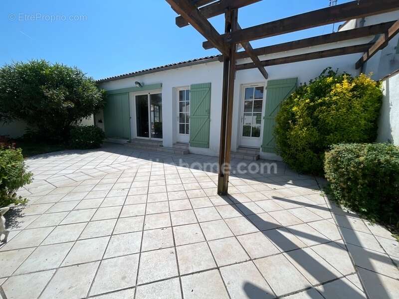 Maison à LE BOIS-PLAGE-EN-RE