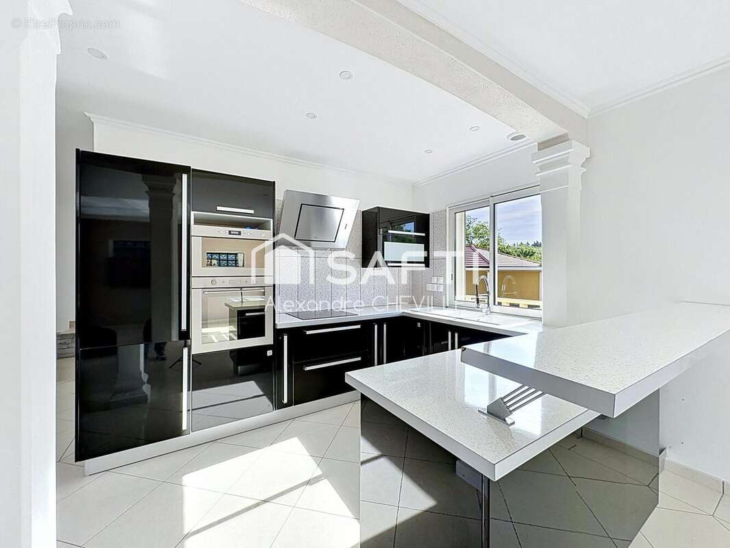 Photo 2 - Maison à SAINT-GERMAIN-DES-FOSSES