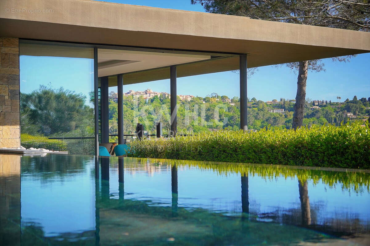Maison à MOUGINS