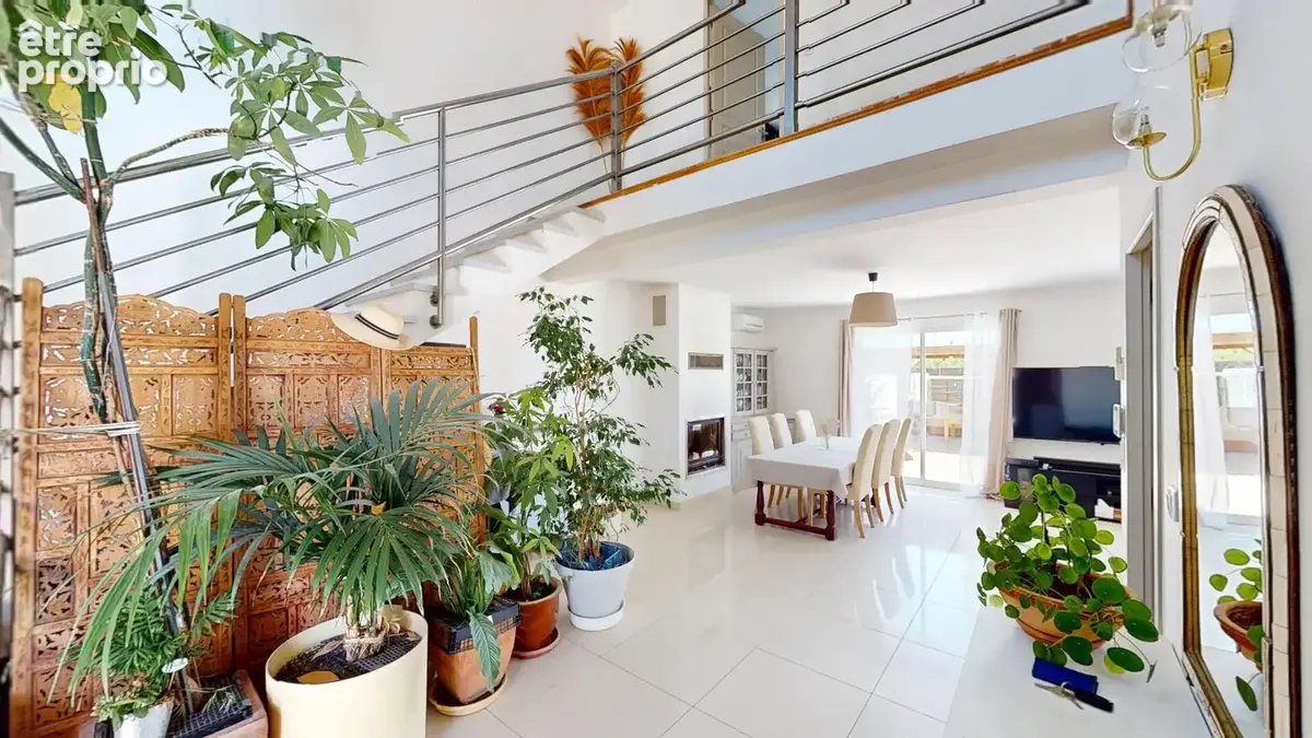 Maison familiale avec piscine, garage - photo 2