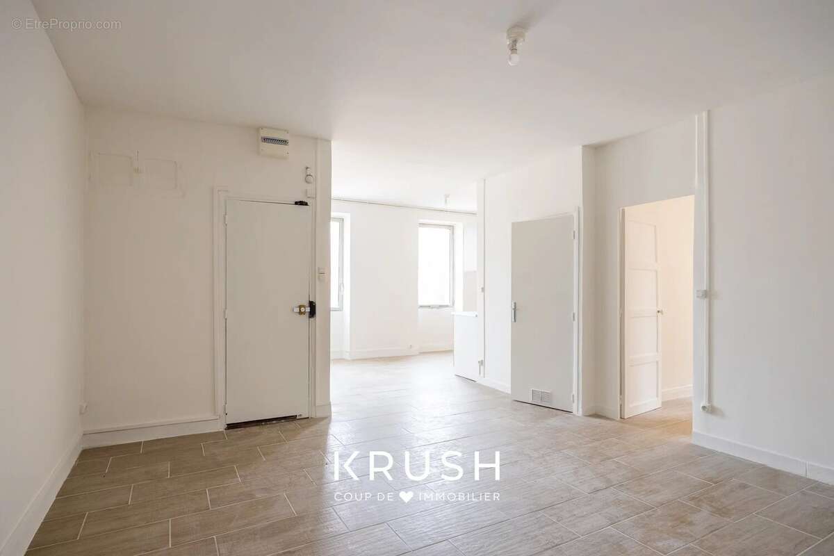Appartement à MARSEILLE-7E