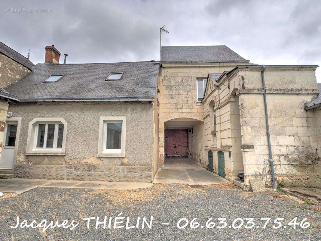 Maison à LONGUE-JUMELLES