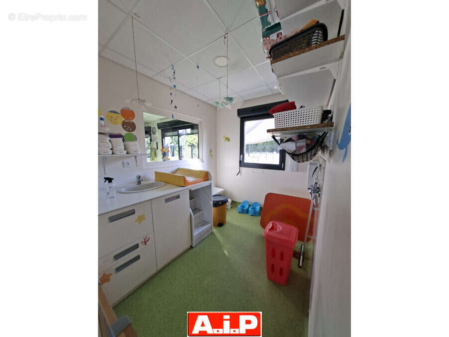 Commerce à POUZAUGES