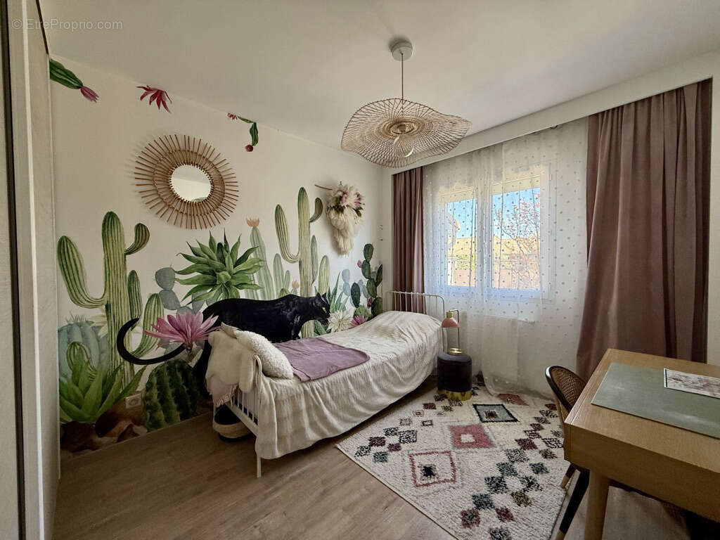 Maison à PORTES-LES-VALENCE