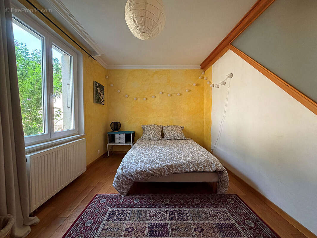 Maison 5 pièces 102m² avec espace extérieur au bord de l'eau - photo 5