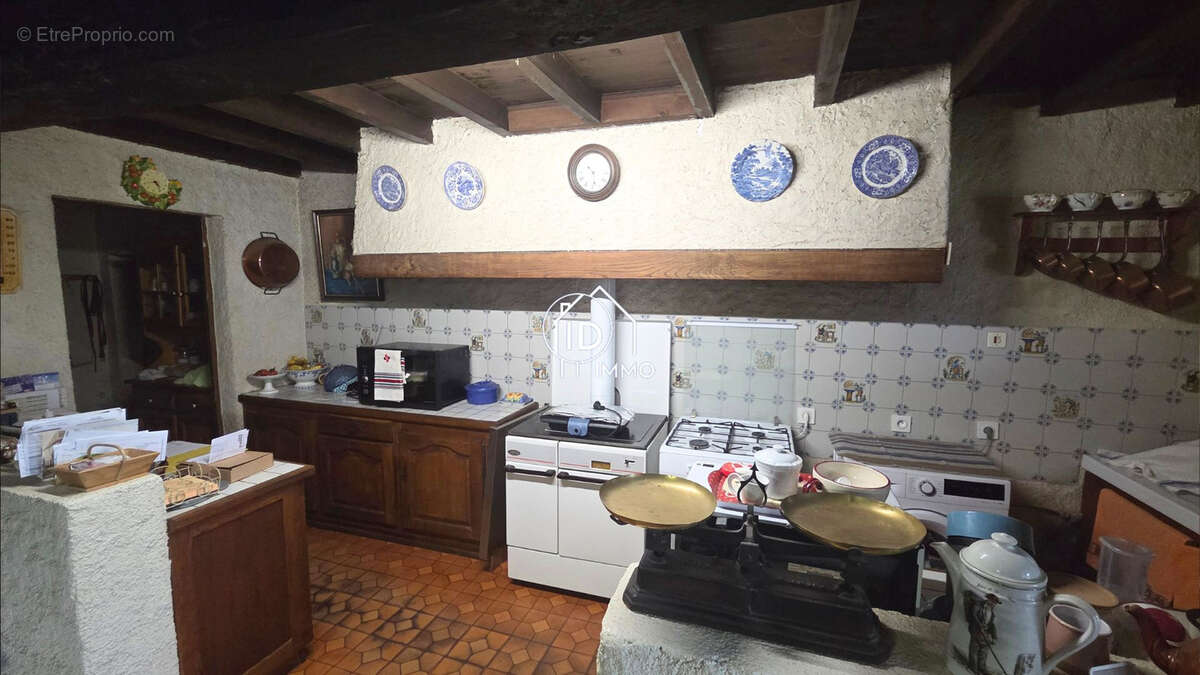 Maison à MONTPON-MENESTEROL