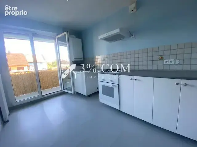 3%.COM Appartement F2 avec balcon et cave INVESTISSEUR - photo 7
