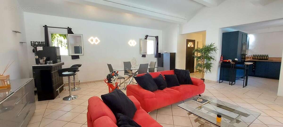 Maison à LA MOTTE