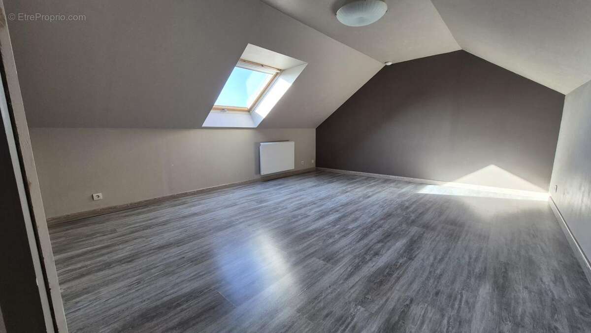 Maison à ROEZE-SUR-SARTHE