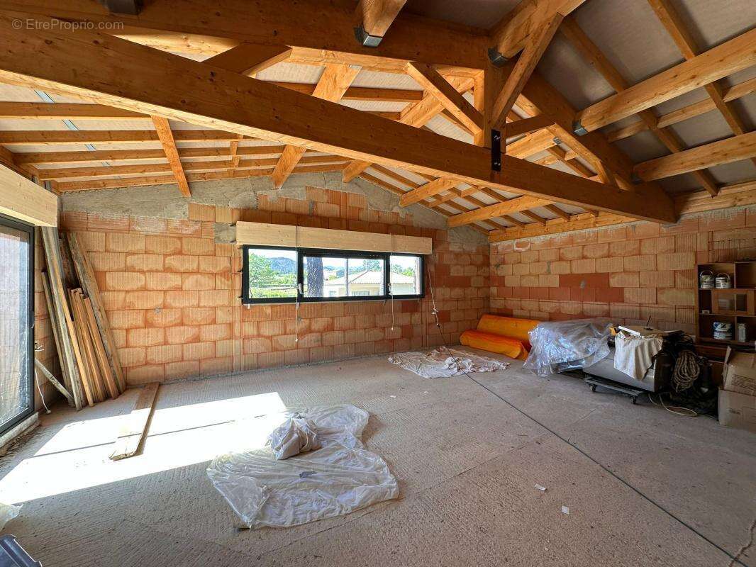 Maison à LABLACHERE