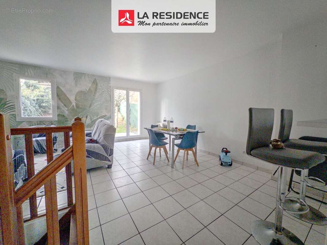 Maison à CARRIERES-SOUS-POISSY