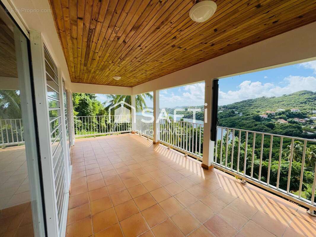 Photo 8 - Maison à LE ROBERT