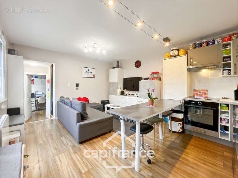 Appartement en duplex, esprit maison, à vendre 4 pièces PONTAULT COMBAULT (77) - photo 2