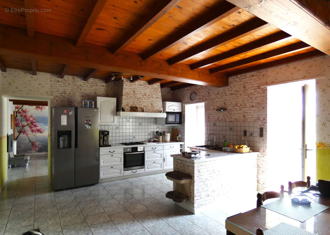 Maison à SAINT-PRIVAT-DES-PRES