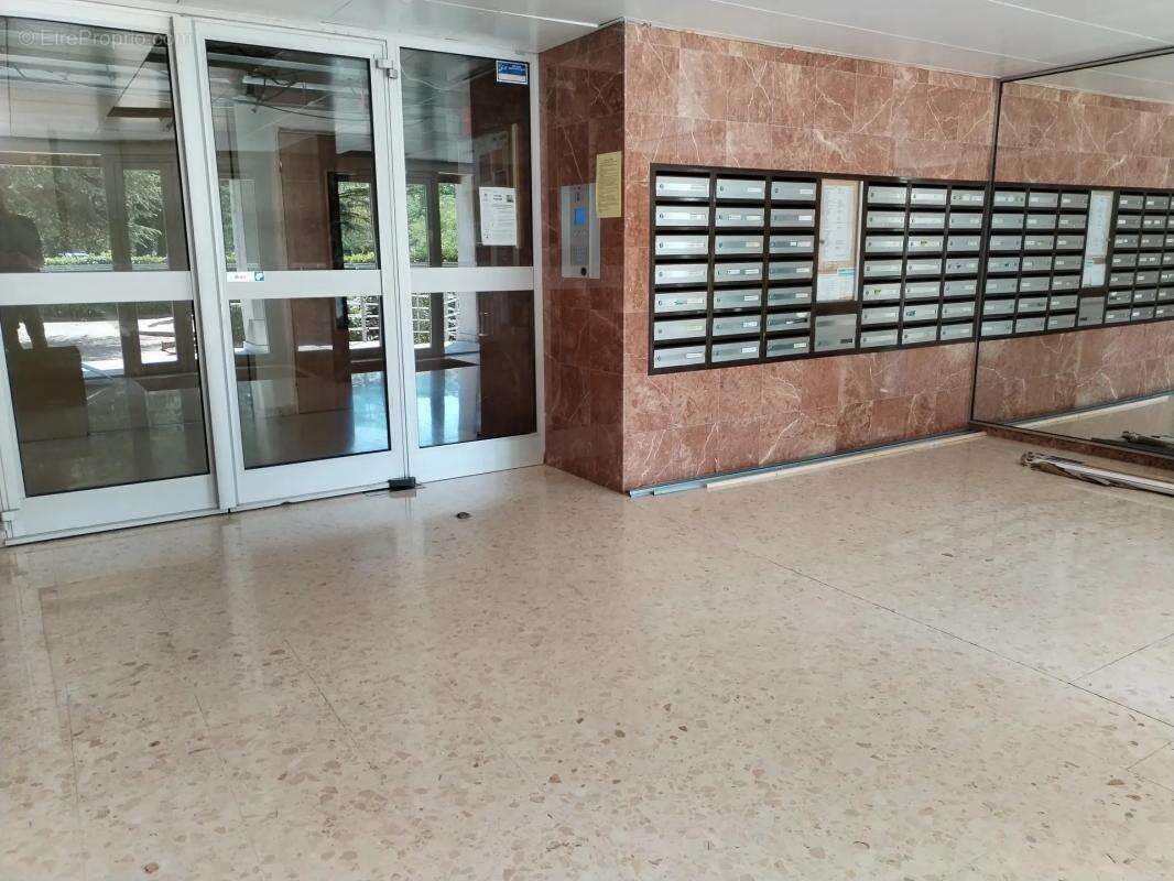 Appartement à VELIZY-VILLACOUBLAY