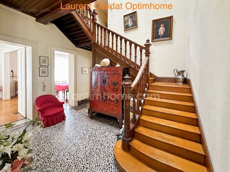 Maison à SAINT-QUENTIN