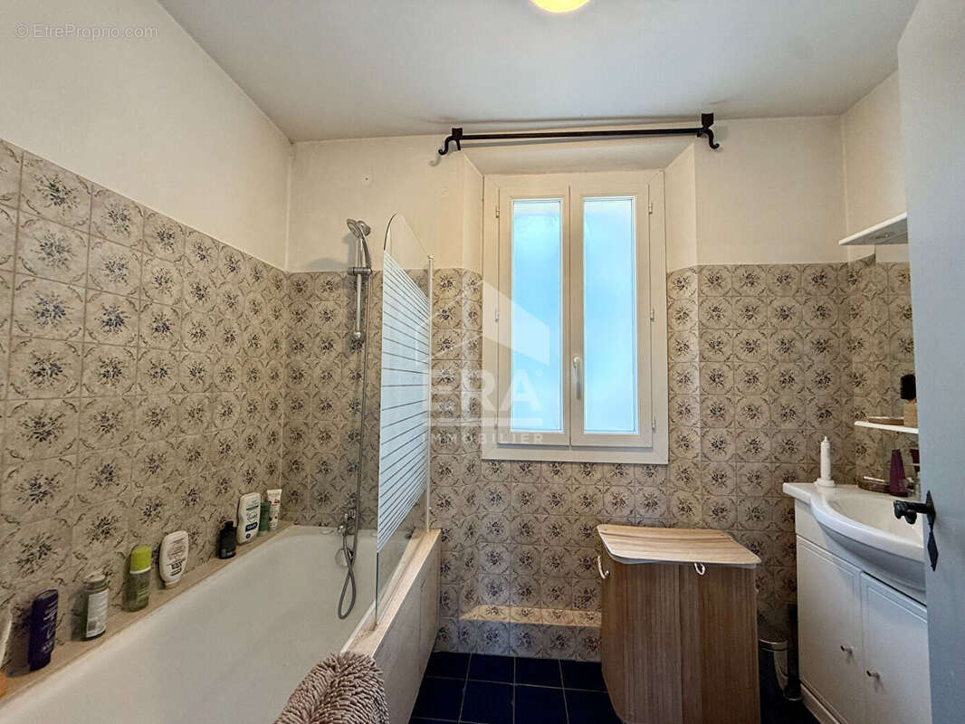 Appartement à MOUGINS