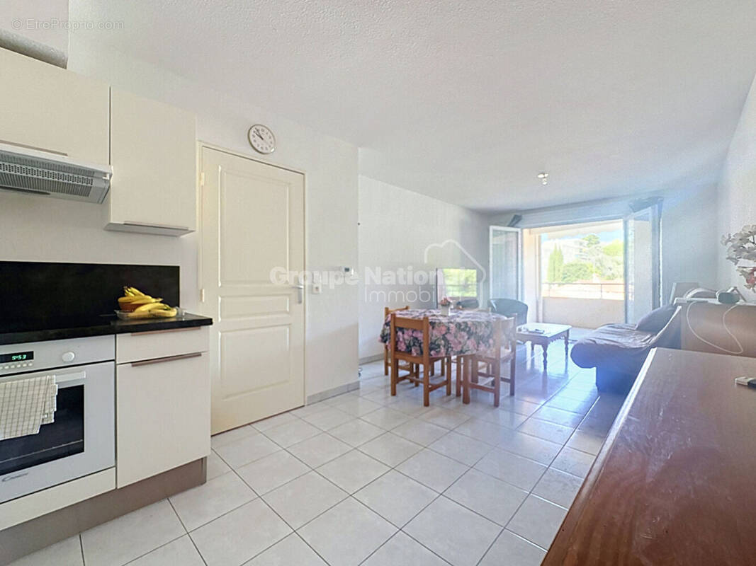 Appartement à MANDELIEU-LA-NAPOULE