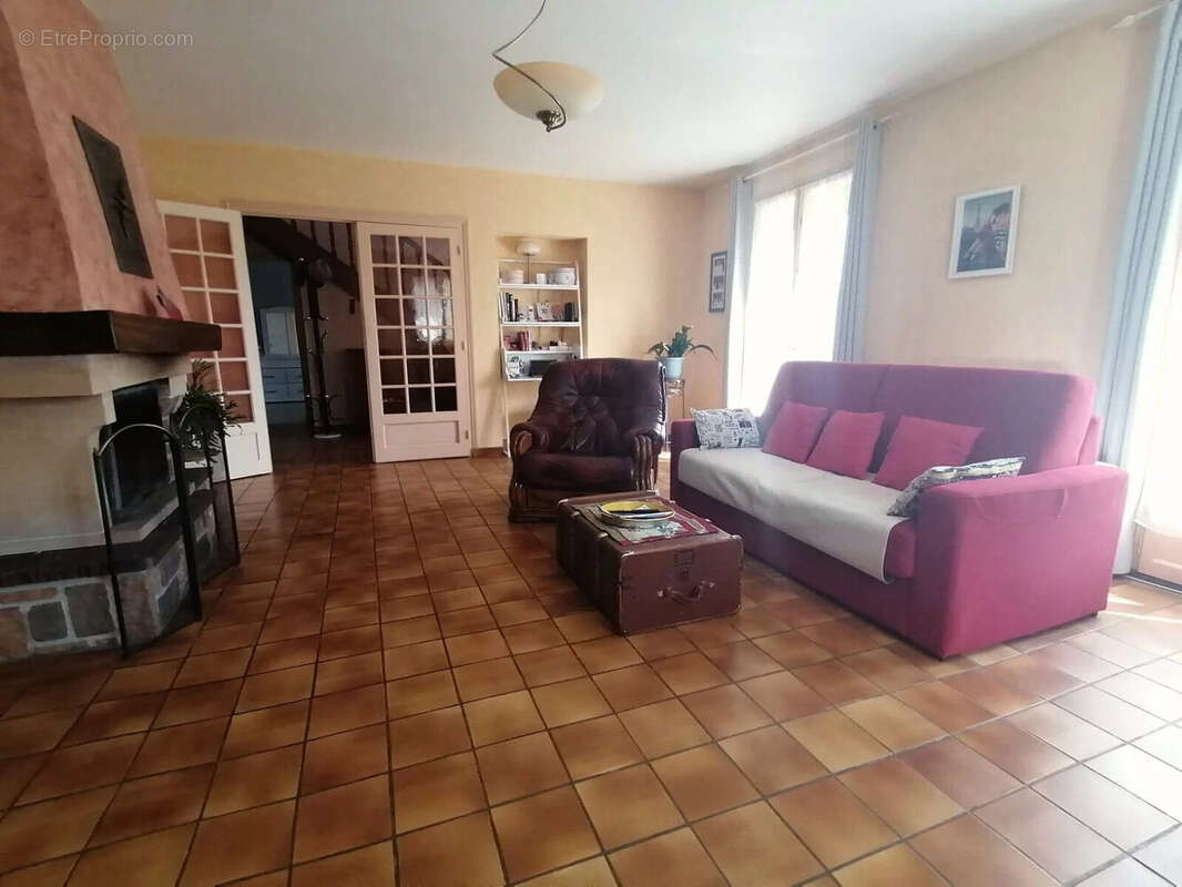 Maison à LA SOUTERRAINE